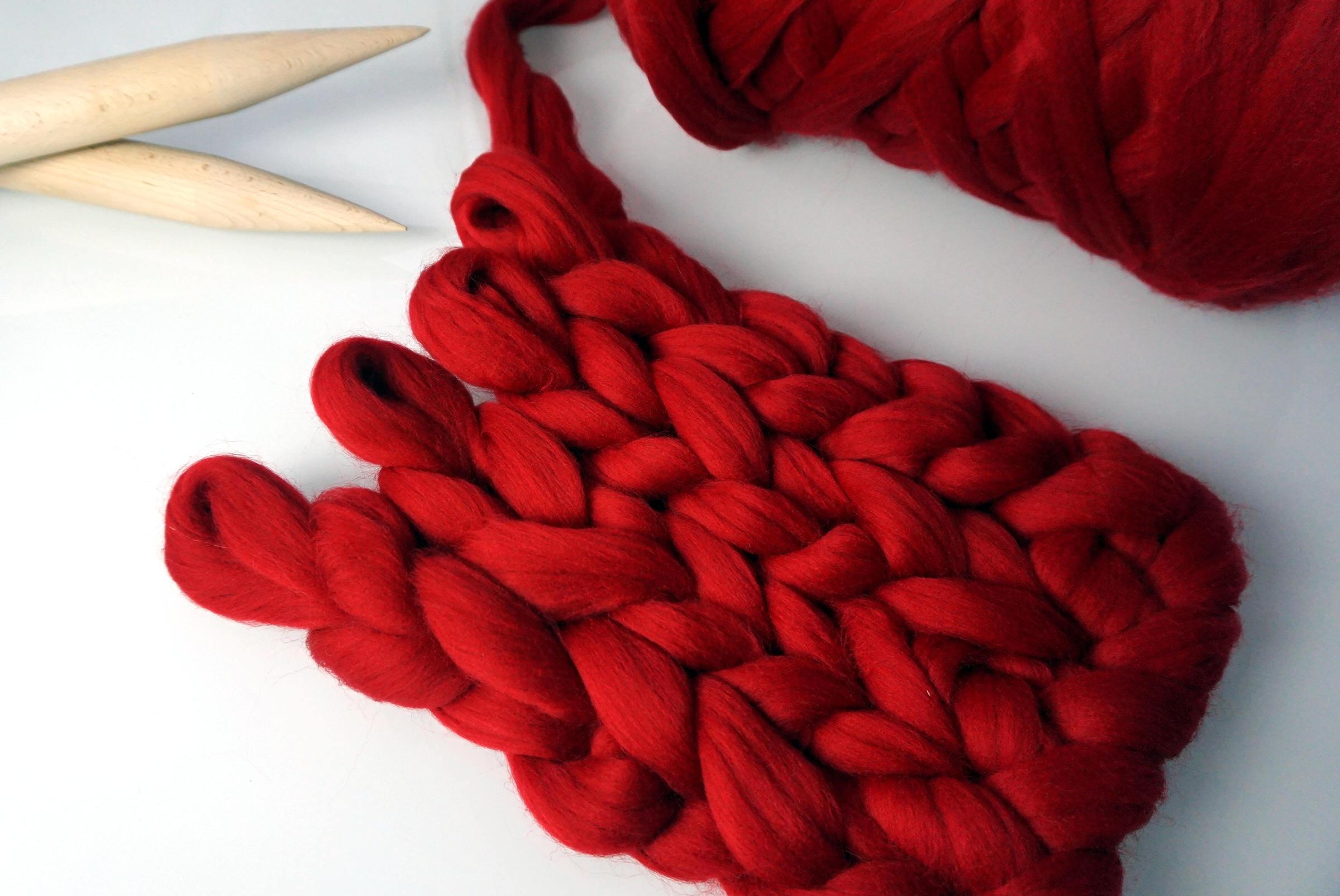 INTENSE RED Chunky yarn Red chunky yarn Merino chunky wool Etsy