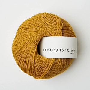 Knitting for Olive MERINO Mulesing free merino wool 50 g 250 Fingering weight yarn (Listing for Colors from A to P)