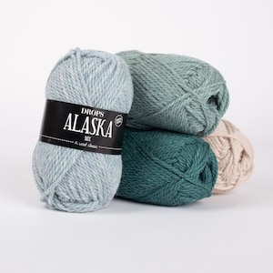 Knitting yarn aran weight - Worsted yarn - Pure wool yarn for hats, sweaters, mittens and socks - Certified wool - Drops Alaska