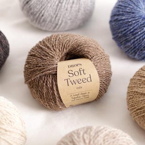 Tweed DK yarn in Merino wool and Alpaca for sweaters, hats, vests - Drops yarn SOFT TWEED wool yarn - 50 g 130 m