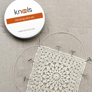 Blocking Wire Set in a metal box by KNOOLS // 4 blocking wires 120cm long and 30 metal pins // Gift for knitter