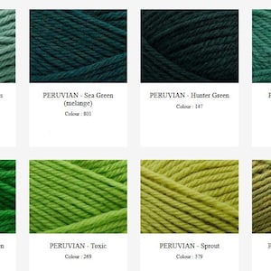 Op de afbeelding: Een raster van acht strengen garen in diverse groentinten, gelabeld PERUVIAN met kleurnamen Eucalyptus 368, Sea Green 801, Hunter Green 147, Emerald 834, Juicy Green 279, Toxic 269, Sprout 379 en Avocado 809, met duidelijk zichtbare vezelstructuren.