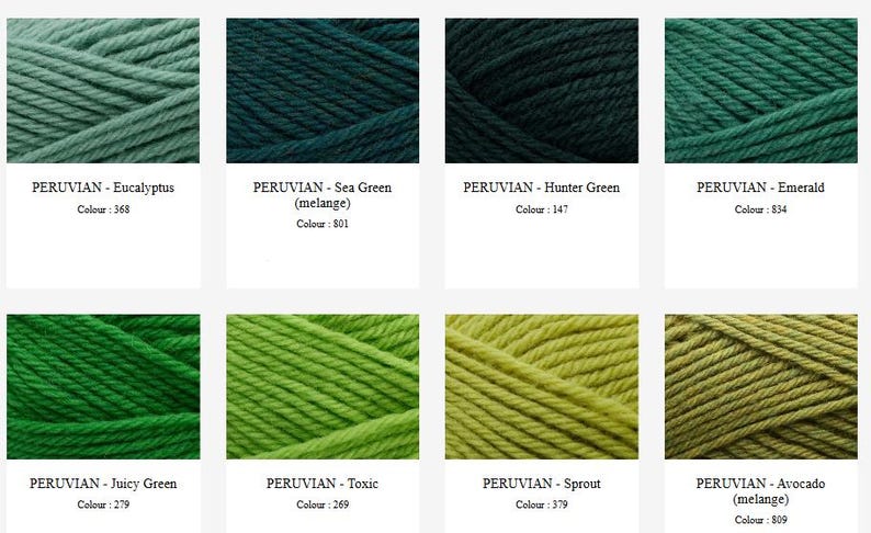Op de afbeelding: Een raster van acht strengen garen in diverse groentinten, gelabeld PERUVIAN met kleurnamen Eucalyptus 368, Sea Green 801, Hunter Green 147, Emerald 834, Juicy Green 279, Toxic 269, Sprout 379 en Avocado 809, met duidelijk zichtbare vezelstructuren.