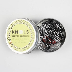 Stitch markers for knitting - KNOOLS removable stitch markers - Metal stitch markers - Knitting markers set of 50