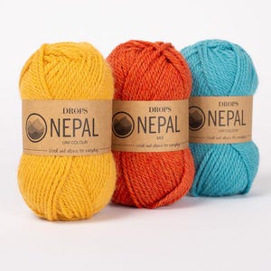 DROPS NEPAL - Wollgarn - Strickgarn - Weiches Garn - Warmes Garn - Winter Strickgarn - Kammgarn Wolle