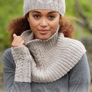 DROPS Puna Alpaca Yarn, DK Worsted, Superfine Alpaca Fiber - 50g 120 Yards image 9