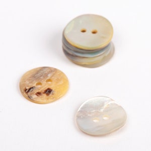 White buttons 15 mm - Shell buttons - Babies buttons - Mother of pearl buttons - White buttons - Buttons for babies | Quantity 1 button