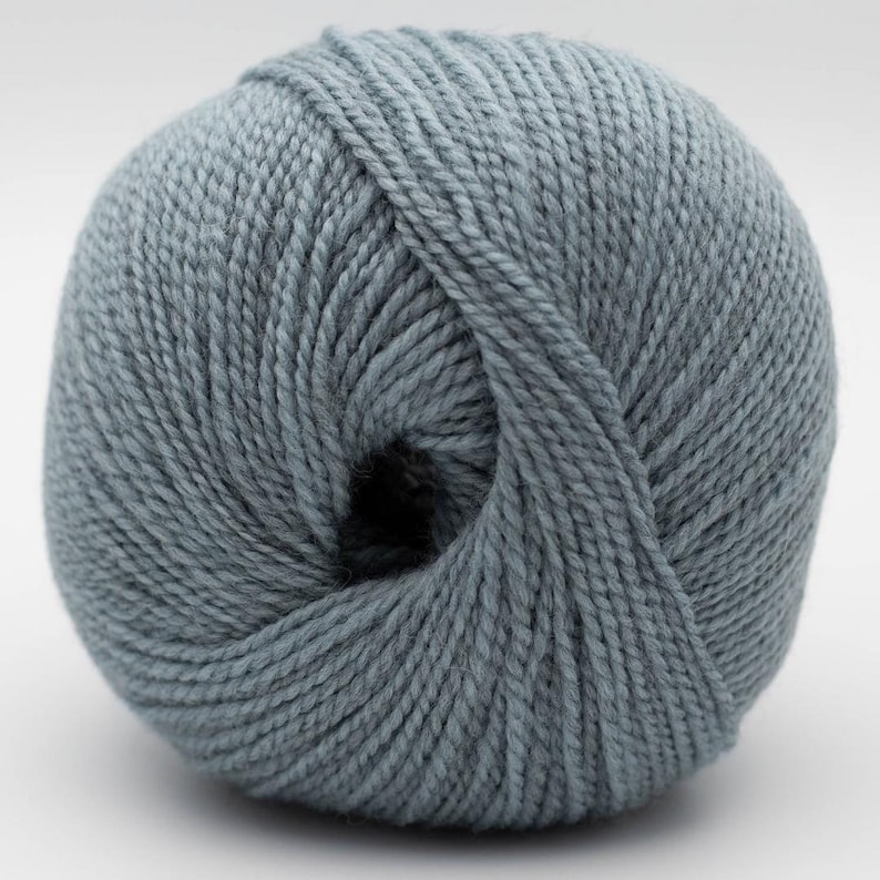 BC Garn SEMILLA Organic wool yarn 50 grams 160 meters (175 yards) Sport weight yarn image 9