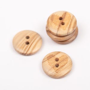 Wooden buttons for kids - Natural buttons wood - Buttons with hearts - Buttons for baby clothes - Buttons 15 mm | Quantity by 1 piece