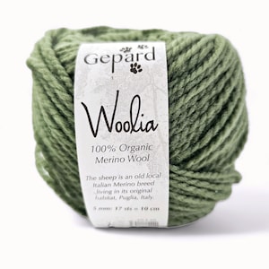 GEPARD WOOLIA sustainable merino wool knitting yarn 50 grams 133 meters DK Light worsted weight yarn