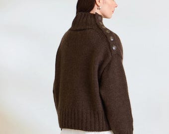 Receita de Tricô para Suéter Feminino MINA: Sandnes Garn 2602, Inglês (Impressa) - somente com fio Sandnes