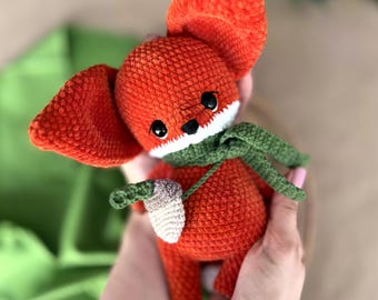 かぎ針編みのフェネックギツネのぬいぐるみパターン：あみぐるみ