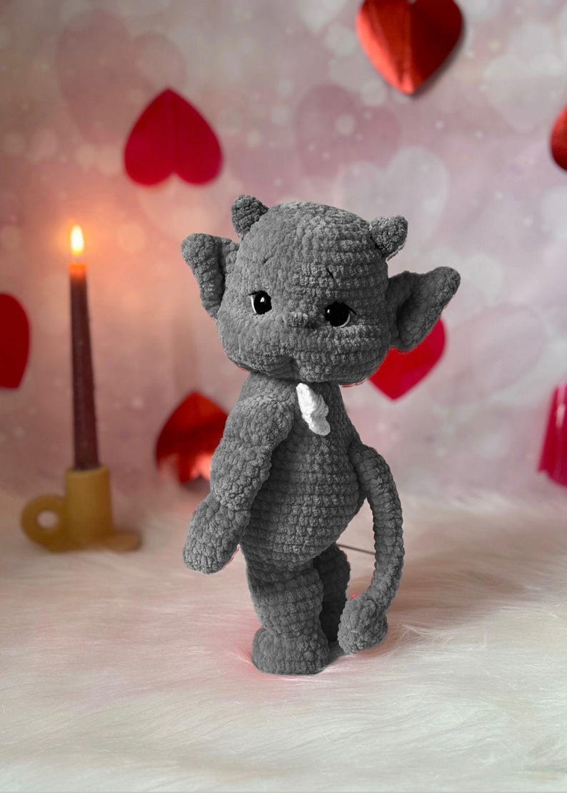 Amigurumi little devil pattern PDF template in English, German and French image 2