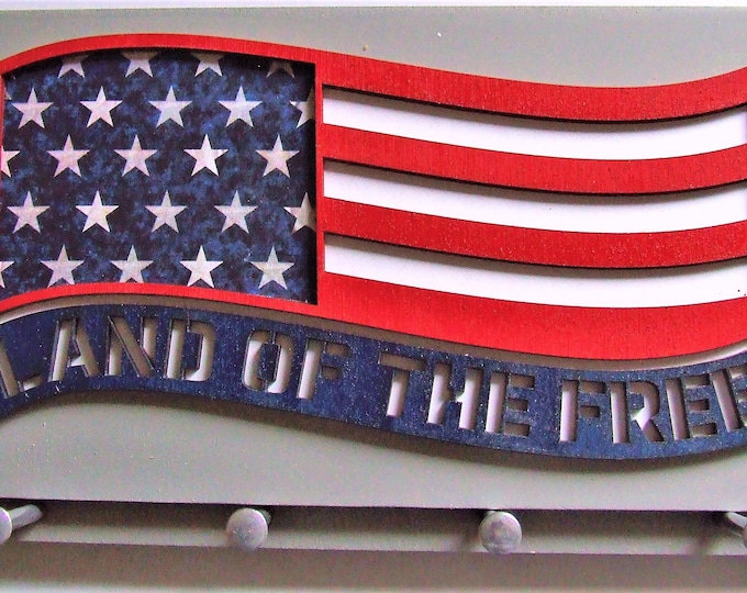 Laser Cut Patriotic U.S. American Wavy Flag Wall Mounted Keychain Rack with Four Aluminum Pegs