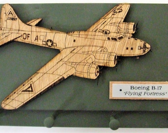 U.S. Military WWII Aircraft - Boeing B-17 "Flying Fortress" Keychain Rack