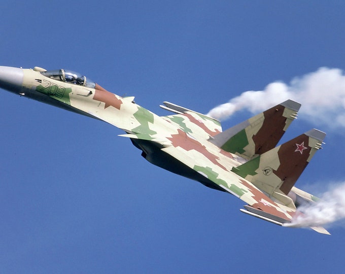 Framed 4" X 6" Print of a Russian, Sukhoi Su-35 "Flanker E" aircraft.  Made to hang on a wall or display or a shelf or desk.