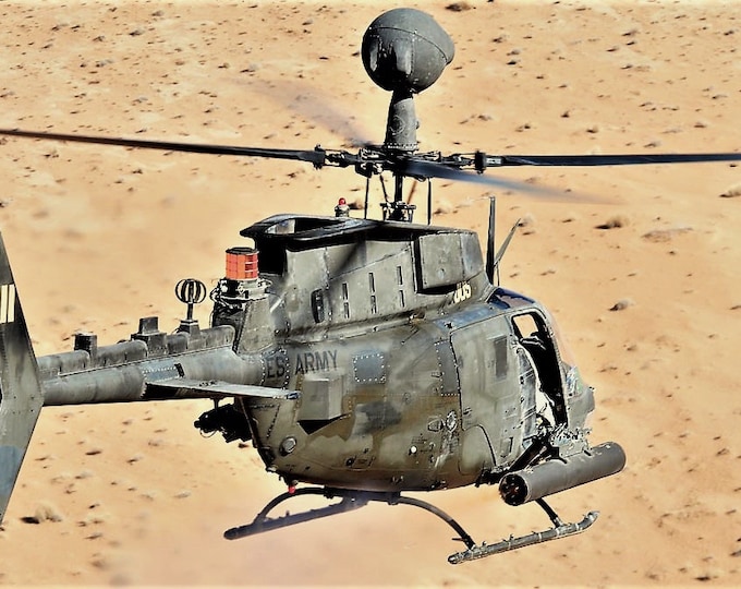 Framed 4" X 6" Print of a US Military Bell OH-58D - "Kiowa Warrior" Helicopter. Hang on a wall or display on a shelf or desk.