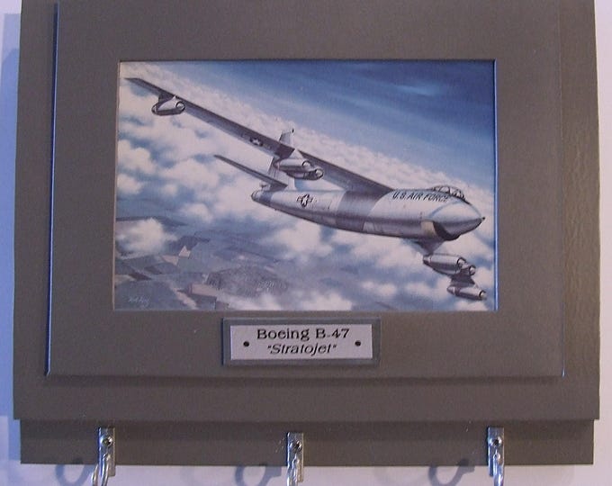 Wall Mounted Keychain Rack with a 4"X6" print of a painting of a Boeing B-47 "Stratojet" climbing to altitude.
