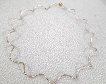 Metal Choker Neck Wire Circular Silver Tone Spiral Wavy Y2K punk