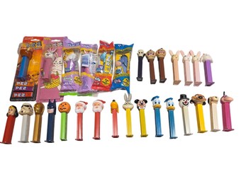 Lot 29 Vintage 90's Pez Dispensers Disney Skelton Batman Star Wars Super Woman