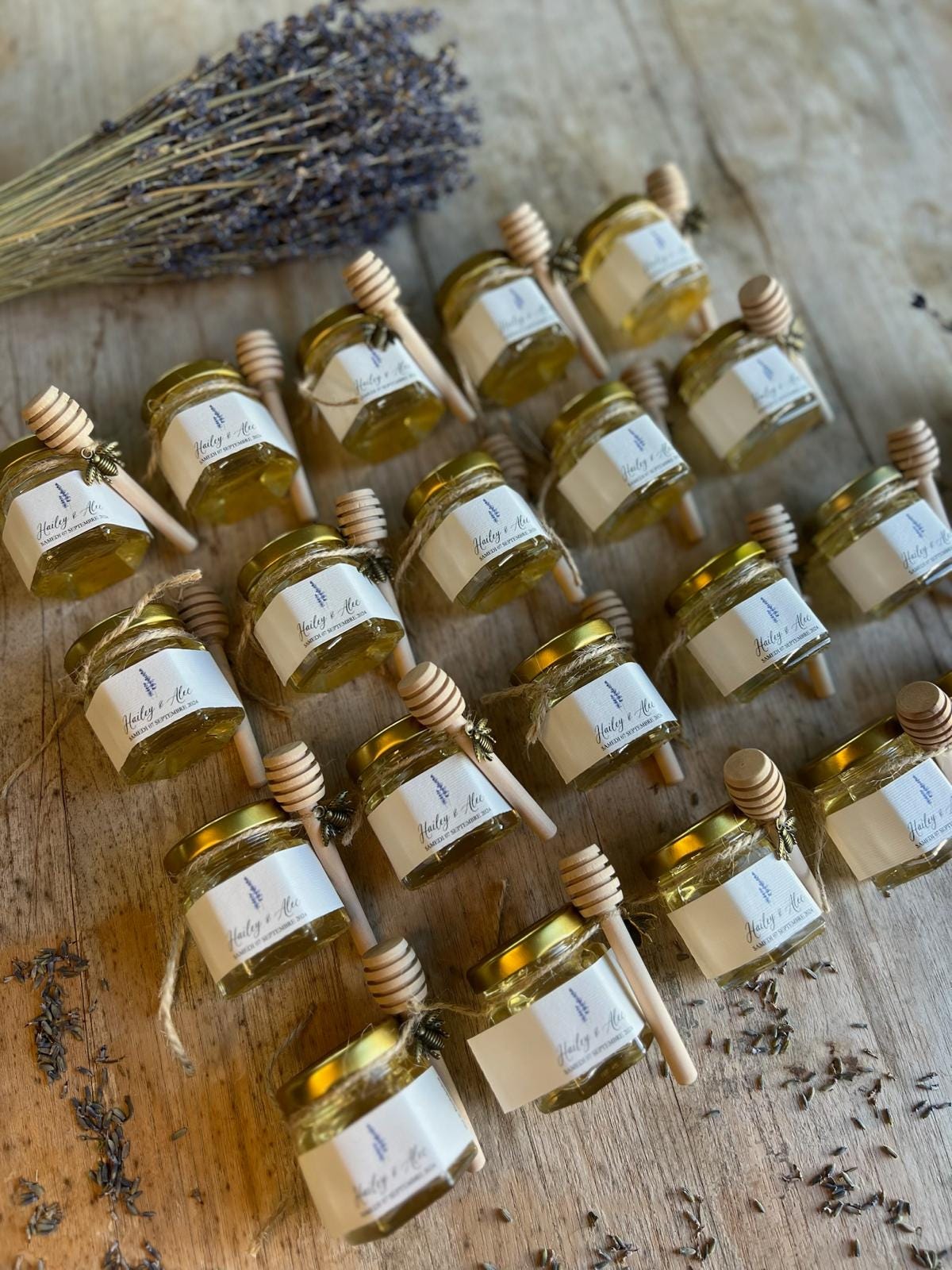 Pot de miel artisanal avec étiquette personnalisable