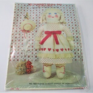 1985 Elizabeth Heart 18 Inch Victorian Doll Kit DK1900