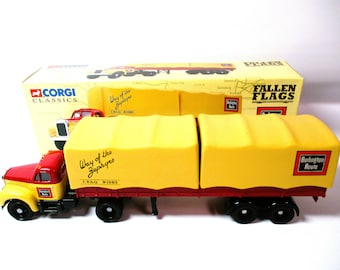 Corgi Fallen Flags 52301 Great Northern Railway Mack B Semi 1:50