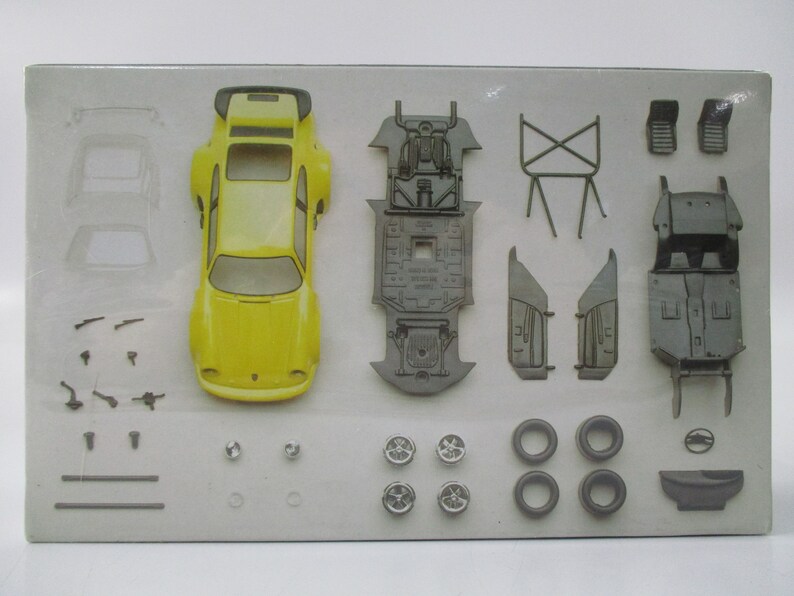 Testors Porsche 911 Carrera RSR Metal Model Kit MK1590 image 5