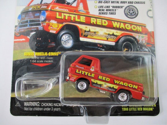 Johnny Lightning Show Stoppers Bill Goldens Little Red Wagon