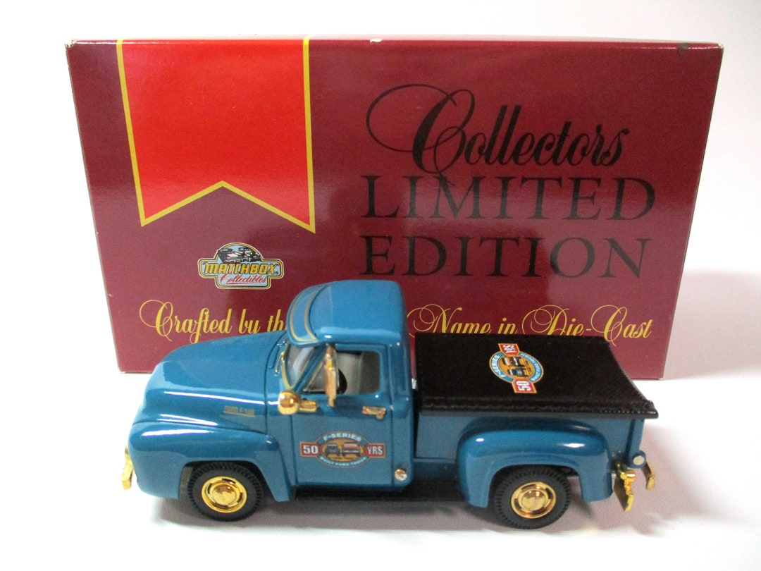 Pack Matchbox 2021 Avec Ford F-100 1956 Exclusive - Bus à étage - Véhicules Miniatures