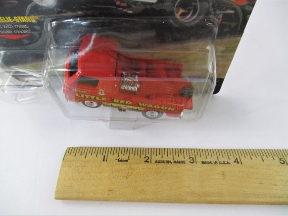 Johnny Lightning Show Stoppers Bill Goldens Little Red Wagon