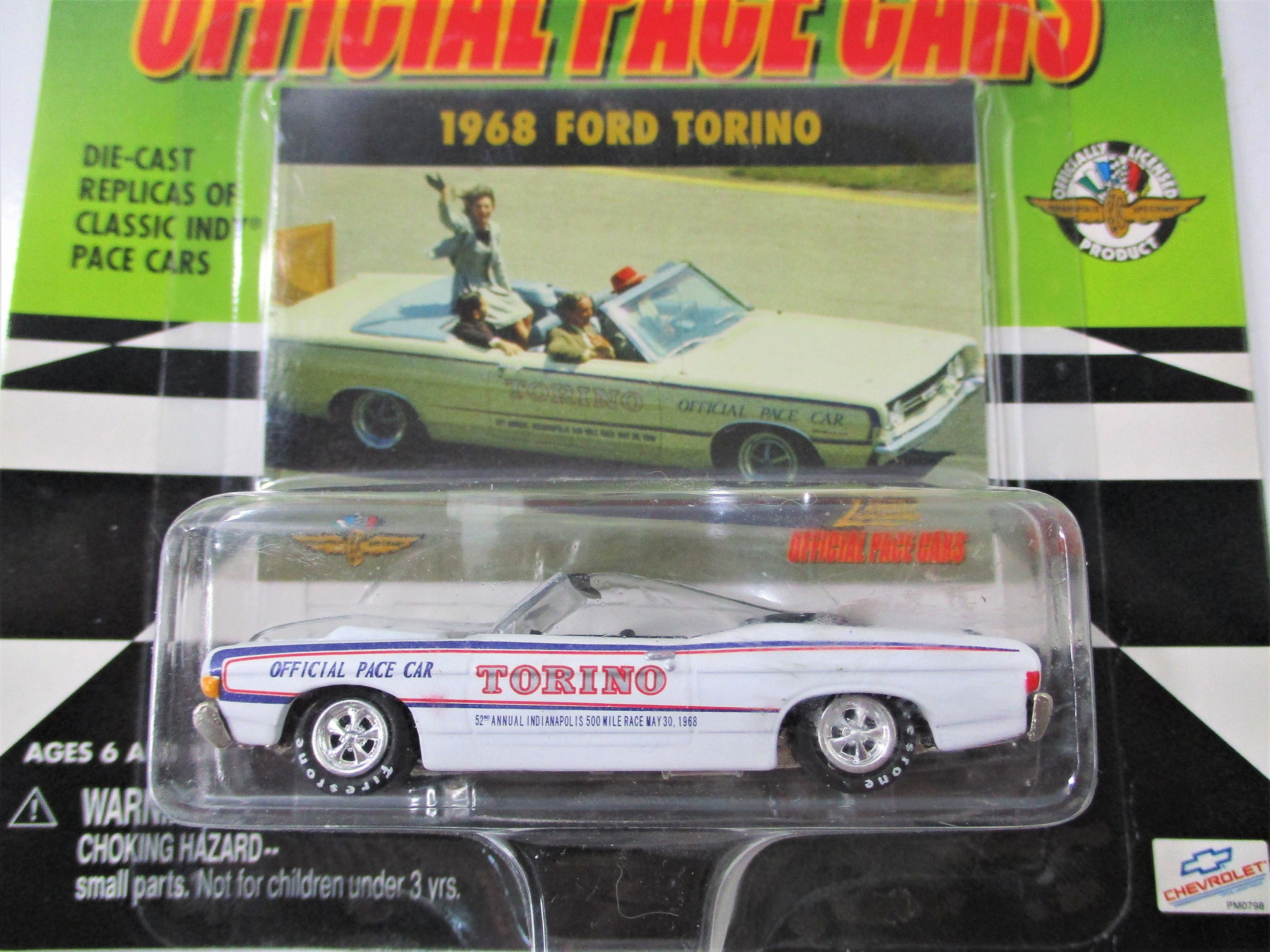 Spark 1:43 D. Pearson Ford Torino #17 Winner Darlington 400