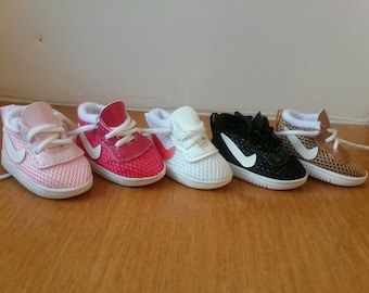 Chaussures basket poupée les chéries corolle paola reina amigas cathie bella ruby red fashion friends mini maru