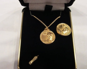 George Bush 1989 Inaugural Stickpin and Necklace Plus Gift Box