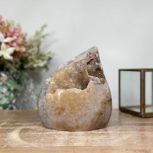 Yellow Sugar Quartz Druzy Geode | FST0114
