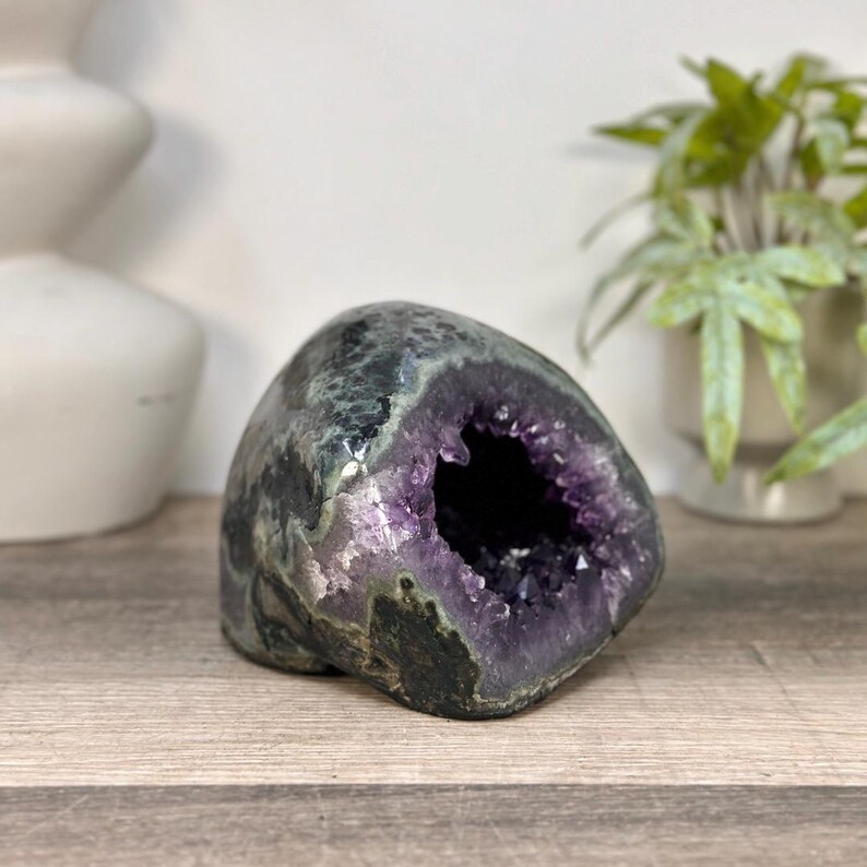 Natural Amethyst Geode With Green Jasper Shell, STGE0092 - Etsy Canada