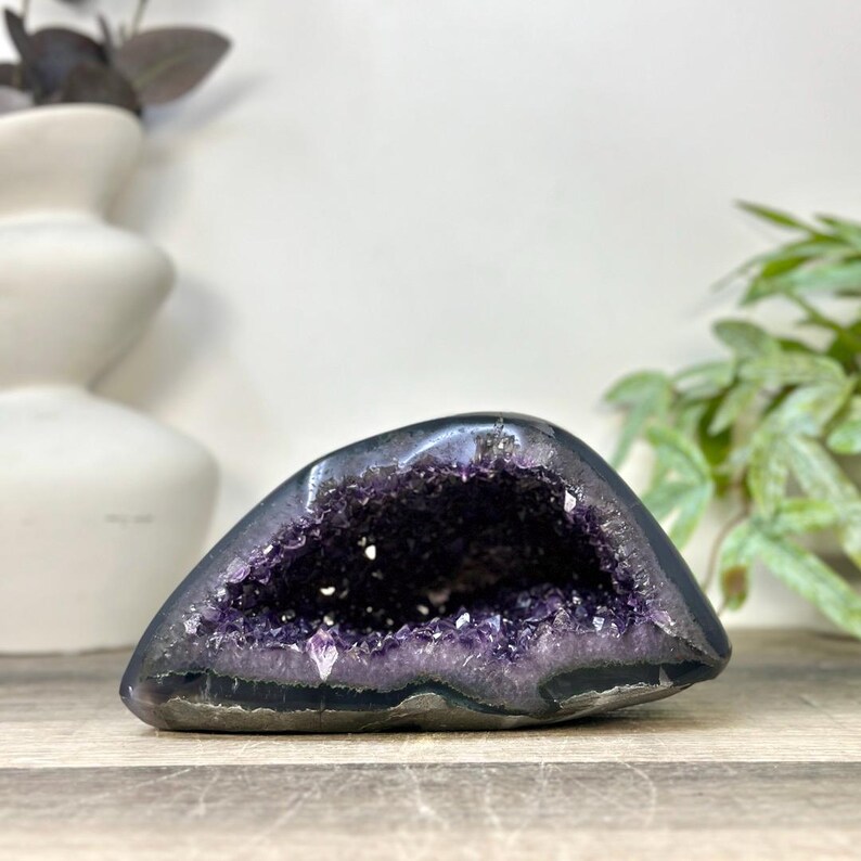 Natural Amethyst & Agate Stone Geode With Polished Shell, STGE0082 ...