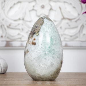 Natural Quartz Stone Egg Shaped Carving, Stone Egg, Egg-Shaped Stone, STE0080