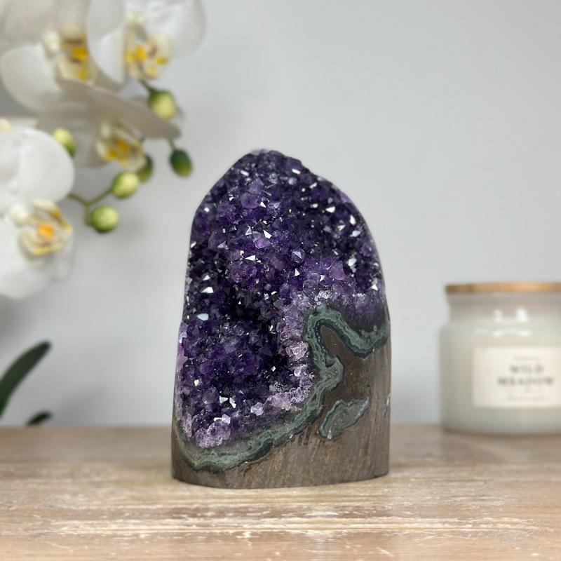 Natural Uruguayan Amethyst Cathedral Geode, Self Standing Amethyst, 4,3 in Tall Amethyst Stone | CBP1088