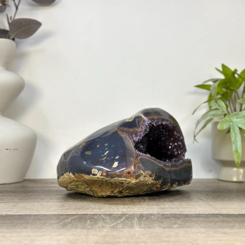 Natural Large Amethyst Geode With Agate Shell, STGE0125 - Etsy Canada