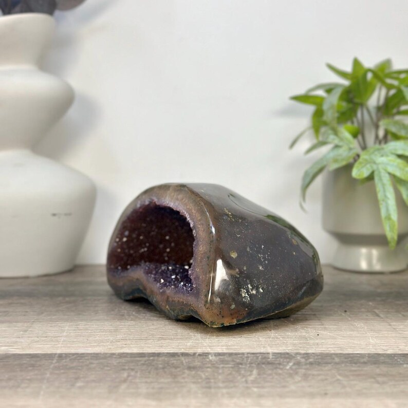 Natural Amethyst Geode With Agate Shell, STGE0112 - Etsy Canada