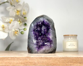 天然アメジストクラスター 1209g 大粒結晶 晶洞 瑪瑙層 天然アメジスト