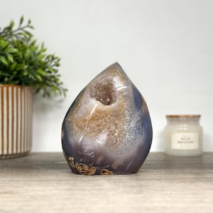 Agate & Quartz Flame Carving Geode | FST0155