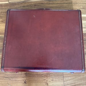 Maletín Samsonite vintage de los años 60 con llave, carcasa rígida marrón, Shwayder con llave.