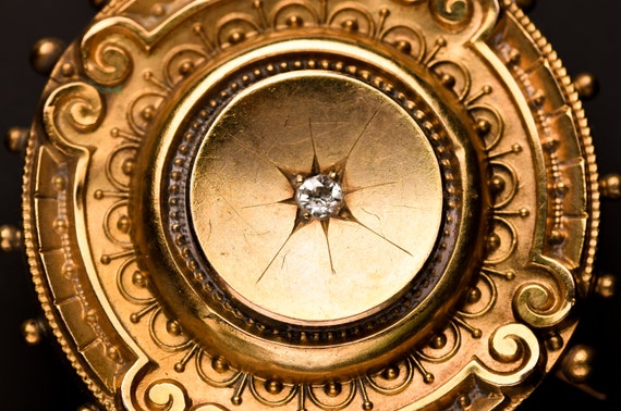 A Victorian Memorial Brooch