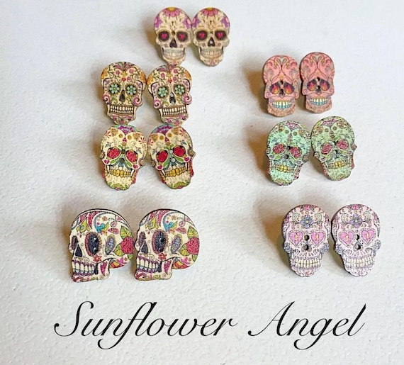 Day of the dead, sugar skull, wooden button skull earrings. Mexicana. Various types.