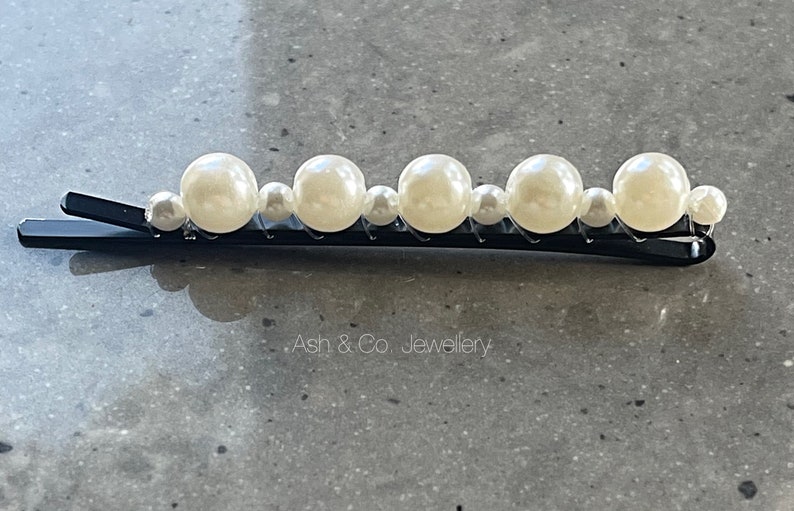 Stunning pearl hair slides. You will receive 2 hair slides, in gold, black or silver. image 4