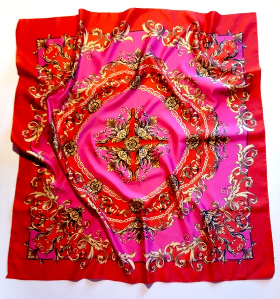 Vintage red and pink color baroque style scarf