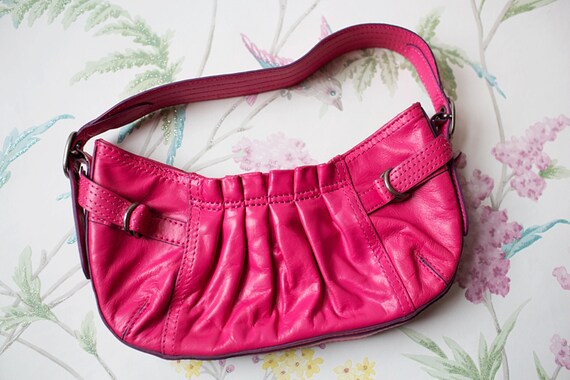 pink purse