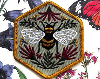 Bee Patch | Honeybee Patch Pollinator | Embroidered Patch | Patch for Jacket | Patch for Backpack | Sew-on Patch | Floral Patch | Botanical